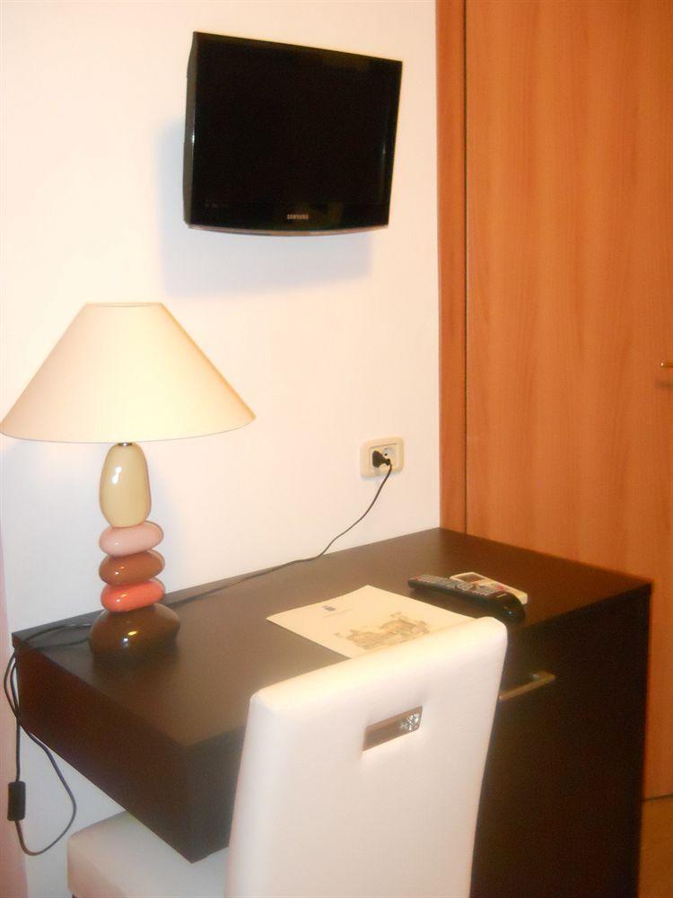 Gemini Camere E Suites Гроссето Экстерьер фото